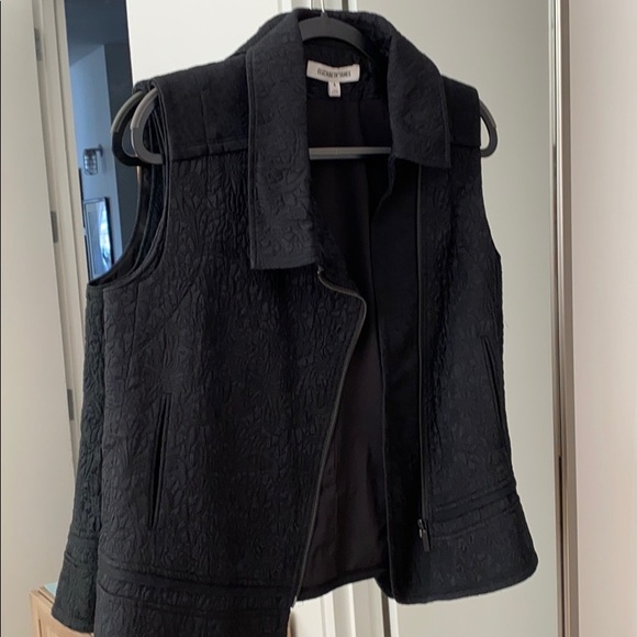 Elizabeth and James Vest - Picture 2 of 8